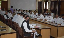 डीएम की दो टूक-बाहर नही दिखाई देने चाहिए गुंडे और बदमाश डीएम की दो टूक-बाहर नही दिखाई देने चाहिए गुंडे और बदमाश