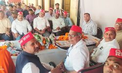 शिक्षकों के अधिकार व हितों के लिए सपा सरकार जरूरी-मान सिंह शिक्षकों के अधिकार व हितों के लिए सपा सरकार जरूरी-मान सिंह