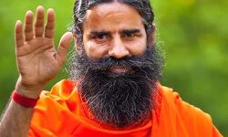 कोरोनिल पर घिरे बाबा रामदेव-दिल्ली हाईकोर्ट ने दिया नोटिस कोरोनिल पर घिरे बाबा रामदेव-दिल्ली हाईकोर्ट ने दिया नोटिस