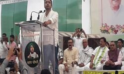 आशीर्वाद पथ जनसभा-जयंत की हुंकार, पुराने बिल माफ नए होंगे हाफ आशीर्वाद पथ जनसभा-जयंत की हुंकार, पुराने बिल माफ नए होंगे हाफ