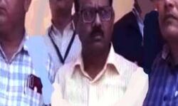 काली कमाई-बिजली विभाग का अधिशासी अभियंता दो लाख की रिश्वत लेते दबोचा काली कमाई-बिजली विभाग का अधिशासी अभियंता दो लाख की रिश्वत लेते दबोचा