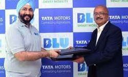 टाटा मोटर्स और ब्लूस्मार्ट मोबिलिटी की साझेदारी
