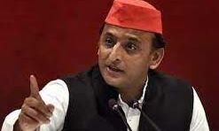 UP में है फ़रार- नहीं बच सकती BJP सरकार- अखिलेश