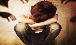 जज ने लड़के को खिलाया नशीला पदार्थ करने लगा गलत काम-सस्पेंड जज ने लड़के को खिलाया नशीला पदार्थ करने लगा गलत काम-सस्पेंड