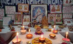 दीपावली उत्सव में बच्चों ने दिखाई प्रतिभा-जीते इनाम दीपावली उत्सव में बच्चों ने दिखाई प्रतिभा-जीते इनाम