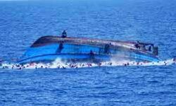 नाव दुर्घटना में 18 लोग लापता नाव दुर्घटना में 18 लोग लापता