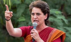 सोशल मीडिया पर सक्रियता बढ़ायें कांग्रेस कार्यकर्ता: प्रियंका सोशल मीडिया पर सक्रियता बढ़ायें कांग्रेस कार्यकर्ता: प्रियंका