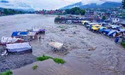 अचानक आयी बाढ़ में छह लोगों की मौत, तीन लापता