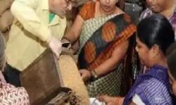 सीएम का तोहफा-6 महीने के लिए बढ़ाई गई मुफ्त राशन योजना