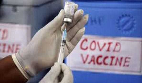 कंपनियों के कर्मचारियों के अनिवार्य टीकाकरण का आदेश स्थगित