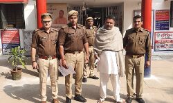 बेटे को गोली मारकर फरार हुआ बाप 3 साल बाद गिरफ्तार बेटे को गोली मारकर फरार हुआ बाप 3 साल बाद गिरफ्तार