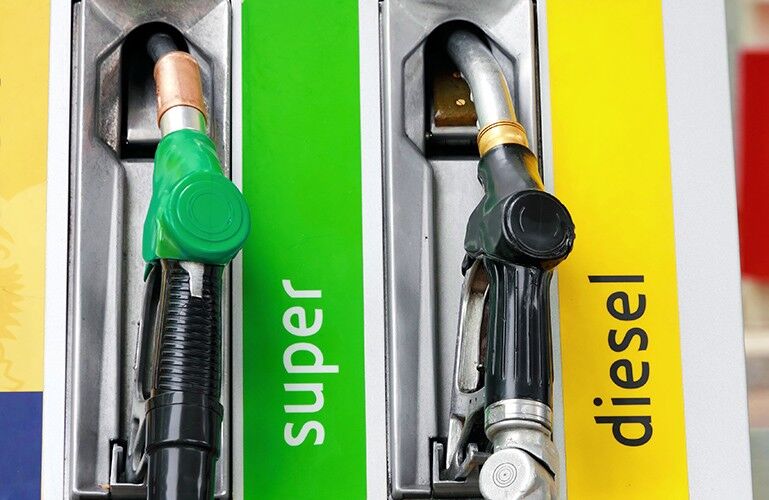जानिये क्या है आज की पेट्रोल-डीजल की कीमतें