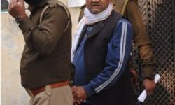 प्रवीण पीटर की जमानत अर्जी पर नहीं हुई सुनवाई-अभी रहना होगा जेल में प्रवीण पीटर की जमानत अर्जी पर नहीं हुई सुनवाई-अभी रहना होगा जेल में