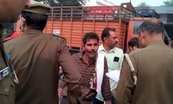 अनाज कारोबारी से दिनदहाड़े लाखों की लूट-बाइक सवारों ने दिया अंजाम अनाज कारोबारी से दिनदहाड़े लाखों की लूट-बाइक सवारों ने दिया अंजाम