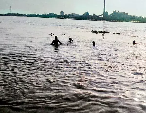 जलाशय हादसे में दो और शव मिले जलाशय हादसे में दो और शव मिले