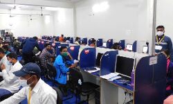 दारोगा भर्ती परीक्षा केंद्र का निरीक्षण कर ADG जोन ने देखी व्यवस्था दारोगा भर्ती परीक्षा केंद्र का निरीक्षण कर ADG जोन ने देखी व्यवस्था