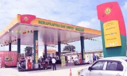 45 दिन में CNG के रेट में तीसरी बार हुई मूल्यवृद्धि 45 दिन में CNG के रेट में तीसरी बार हुई मूल्यवृद्धि