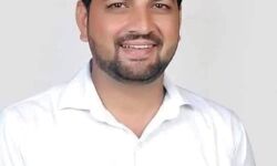 वार्ड की अनदेखी पर सभासद का धरने पर बैठने का ऐलान वार्ड की अनदेखी पर सभासद का धरने पर बैठने का ऐलान