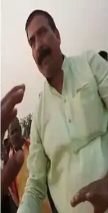 घायल होने पर युवक ने कही थाने जाने की बात-BJP नेता ने कर दी पिटाई