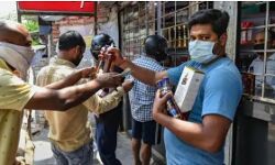 पियक्कडों के लिए बुरी खबर-आज रात से शराब की सरकारी दुकानें बंद