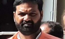 भाजपा नेता ने मांगी चिकित्सक से 10 लाख की रंगदारी-वीडियो वायरल भाजपा नेता ने मांगी चिकित्सक से 10 लाख की रंगदारी-वीडियो वायरल