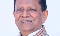 समूह की महिलाओं को मिल रहा सुनिश्चित रोजगार- मंत्री मोती सिंह