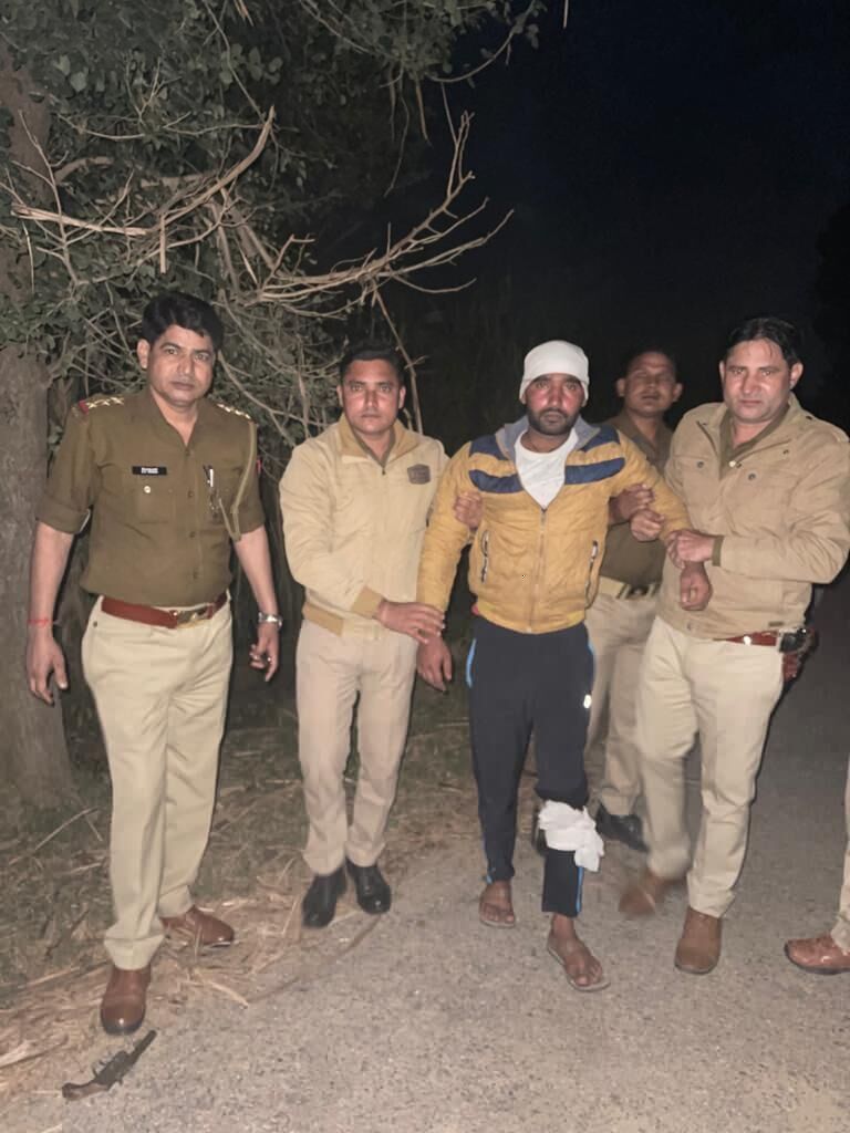 मुठभेड़ में दो गौतस्करों को किया लंगड़ा मुठभेड़ में दो गौतस्करों को किया लंगड़ा