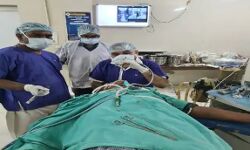 नकली दांत ने ला दिया सांसों पर संकट-जिंदगी लग गई दांव पर नकली दांत ने ला दिया सांसों पर संकट-जिंदगी लग गई दांव पर