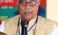 किसानों की मौत के जिम्मेदार PM मोदी को भी इस्तीफा देना चाहिए- प्रमोद त्यागी किसानों की मौत के जिम्मेदार PM मोदी को भी इस्तीफा देना चाहिए- प्रमोद त्यागी