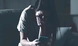 बच्ची को पता भी नहीं चला और उसका पोर्न वीडियो इंटरनेट पर हो गया वायरल बच्ची को पता भी नहीं चला और उसका पोर्न वीडियो इंटरनेट पर हो गया वायरल