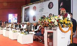 देश के सामने जब कोई भी चुनौती आई है, तब सब एक साथ खड़े हुए हैं- मुलायम देश के सामने जब कोई भी चुनौती आई है, तब सब एक साथ खड़े हुए हैं- मुलायम