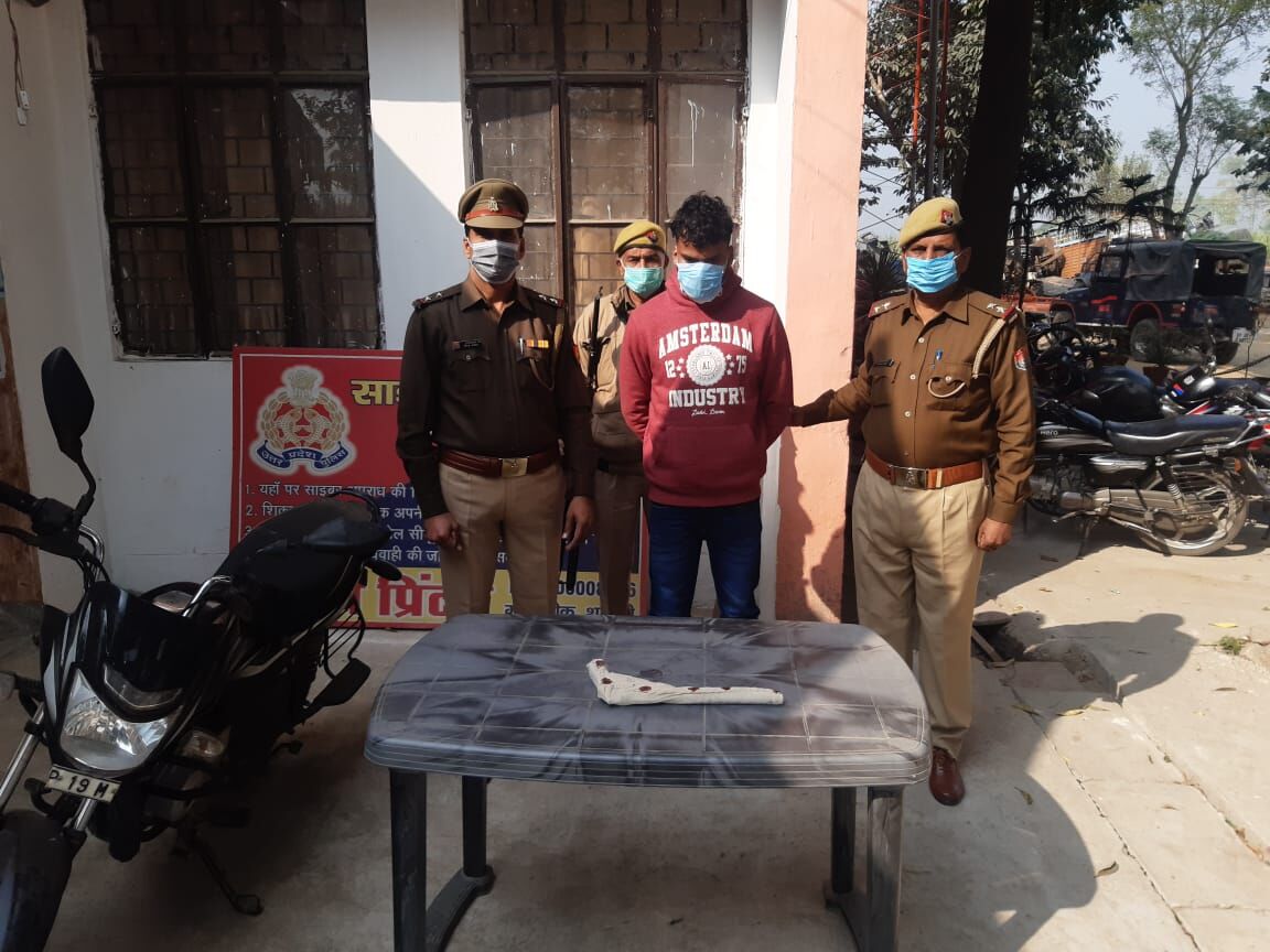 बाबरी पुलिस के हत्थे चढ़ा 25 हजारी इनामी लुटेरा