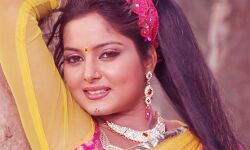 अंजना सिंह ने अपनी आने वाली फ़िल्म की शूटिंग की शुरू अंजना सिंह ने अपनी आने वाली फ़िल्म की शूटिंग की शुरू