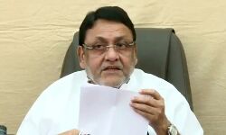 पूर्व गृहमंत्री के बाद अब मंत्री नवाब मलिक को भी सताया गिरफ्तारी का डर पूर्व गृहमंत्री के बाद अब मंत्री नवाब मलिक को भी सताया गिरफ्तारी का डर