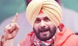 कृषि कानूनों की वापसी किसानों की बडी जीत- सिद्धू