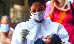 जोखिम वाले देशों से आने वाले व्यक्तियों को करानी होगी कोविड जांच जोखिम वाले देशों से आने वाले व्यक्तियों को करानी होगी कोविड जांच