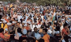 पेंशन बहाली के लिये कर्मचारियों का राजधानी में डेरा-कार्यालय हुए सूने