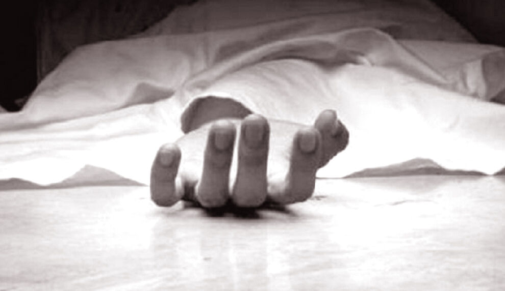 युवक सहित 2 बच्चों के शव मिलने से फैली सनसनी