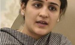 अमेठी में इस दल का बड़ा दांव-स्मृति के सामने इन्हें दिया उतार अमेठी में इस दल का बड़ा दांव-स्मृति के सामने इन्हें दिया उतार