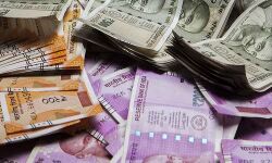 इत्र कारोबारी के घर पर आयकर का छापा, मंगवानी पड़ी नोट गिनने की मशीन इत्र कारोबारी के घर पर आयकर का छापा, मंगवानी पड़ी नोट गिनने की मशीन