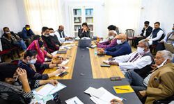 यूपी की प्रगति का दस्तावेज होगा कांग्रेस का घोषणा पत्र: प्रियंका यूपी की प्रगति का दस्तावेज होगा कांग्रेस का घोषणा पत्र: प्रियंका