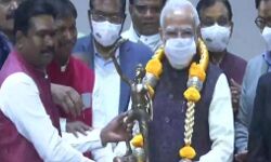 सांसदों से खफा PM की फटकार-बोले लाए परिवर्तन नहीं तो हो जाएगा खुद सांसदों से खफा PM की फटकार-बोले लाए परिवर्तन नहीं तो हो जाएगा खुद