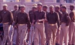 गजब-पुलिस में भी फर्जीवाड़ा-स्वॉट टीम प्रभारी के घर का पता फर्जी