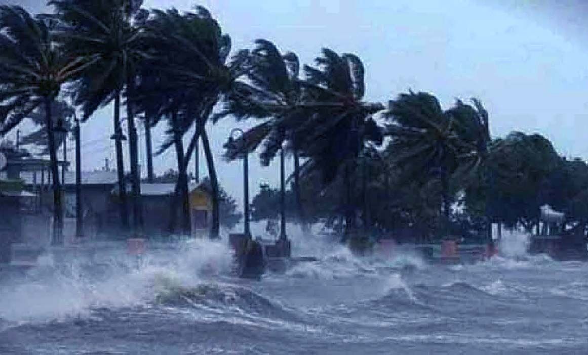 कोरोना के बीच आए केंटकी तूफान ने मचाई तबाही-50 की मौत कोरोना के बीच आए केंटकी तूफान ने मचाई तबाही-50 की मौत
