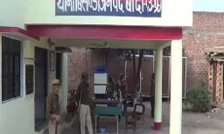 खेत में काम करने गई महिला से गैंगरेप-पीड़िता को मेडिकल के लिए भेजा खेत में काम करने गई महिला से गैंगरेप-पीड़िता को मेडिकल के लिए भेजा