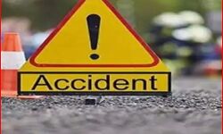 तेज रफ्तार ट्रक ने मां के साथ बेटा बेटी को भी रौंदा-चालक फरार