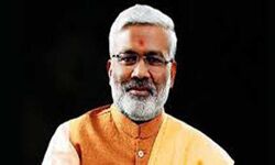 भव्य काशी को देख भौकला गये हैं अखिलेश: स्वतंत्र देव