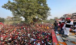 बोले अखिलेश- जन सैलाब दे रहा है संकेत- सपा की सत्ता में होगी वापसी बोले अखिलेश- जन सैलाब दे रहा है संकेत- सपा की सत्ता में होगी वापसी