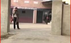 नशा मुक्ति केंद्र से भागे नशेड़ी किशोर ने अपने ही हाथों से उजाड़ी दुनिया नशा मुक्ति केंद्र से भागे नशेड़ी किशोर ने अपने ही हाथों से उजाड़ी दुनिया