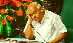 पूर्व विधानसभा अध्यक्ष का भद्दा बयान कहां- रेप से बच न सको,तो लेट जाओ और मजे लो पूर्व विधानसभा अध्यक्ष का भद्दा बयान कहां- रेप से बच न सको,तो लेट जाओ और मजे लो